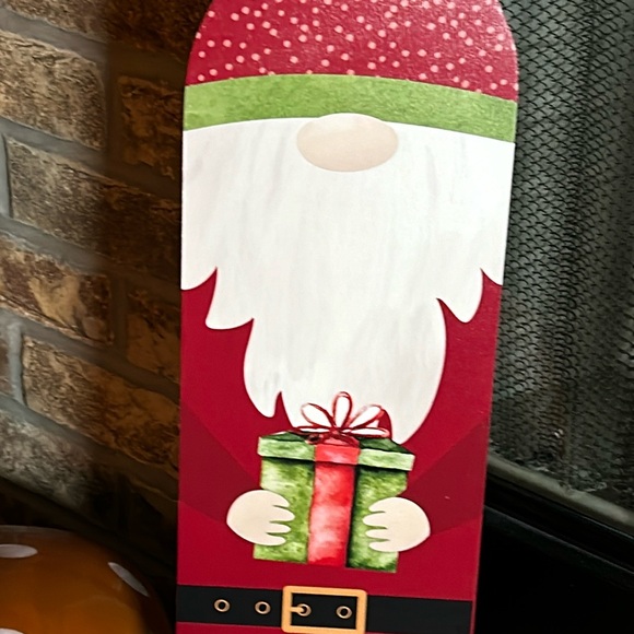 NEW! Modern Farmhouse Large Wood Christmas Holiday Gnome Porch Greeter Leaner - Picture 2 of 6